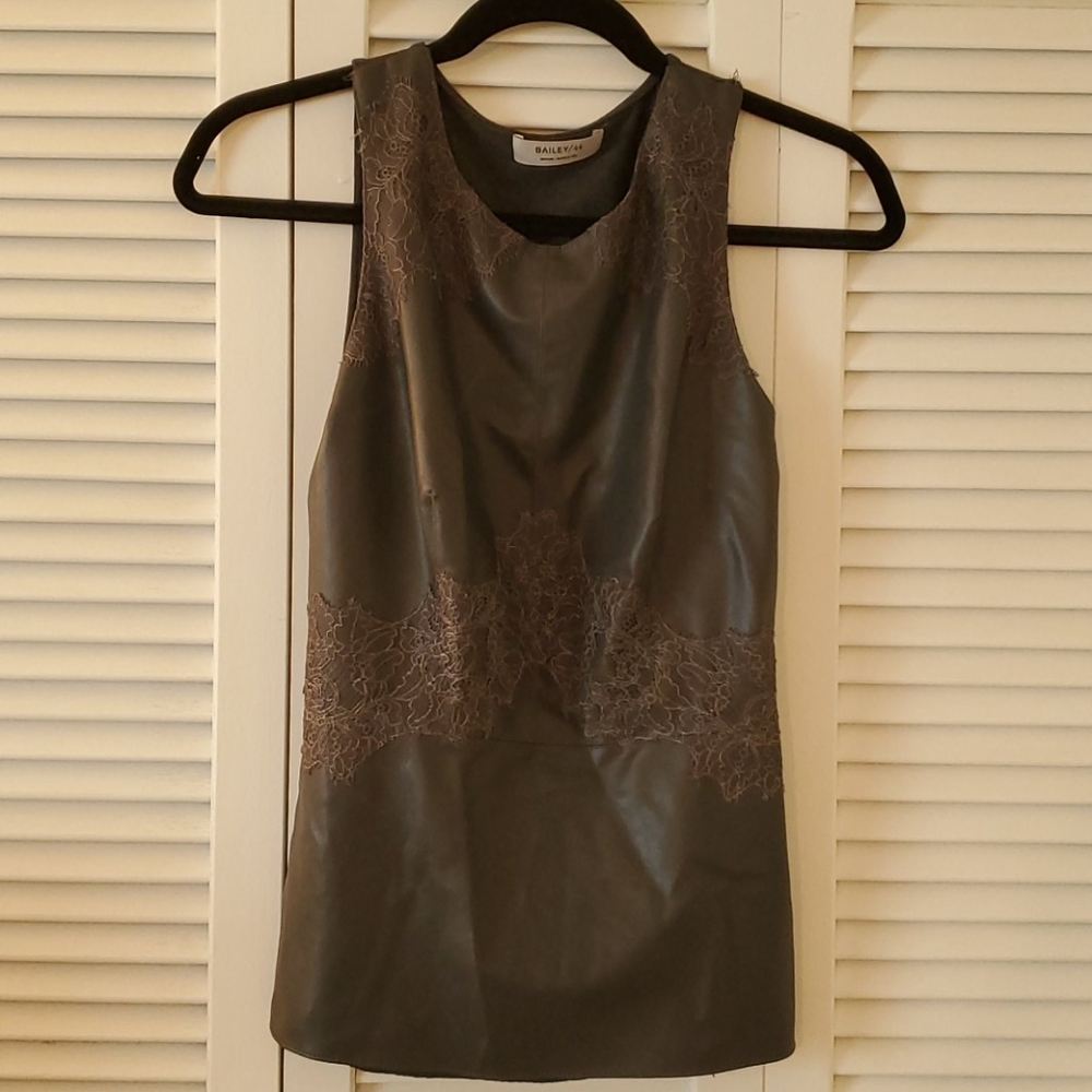 Bailey 44 Grey Tank